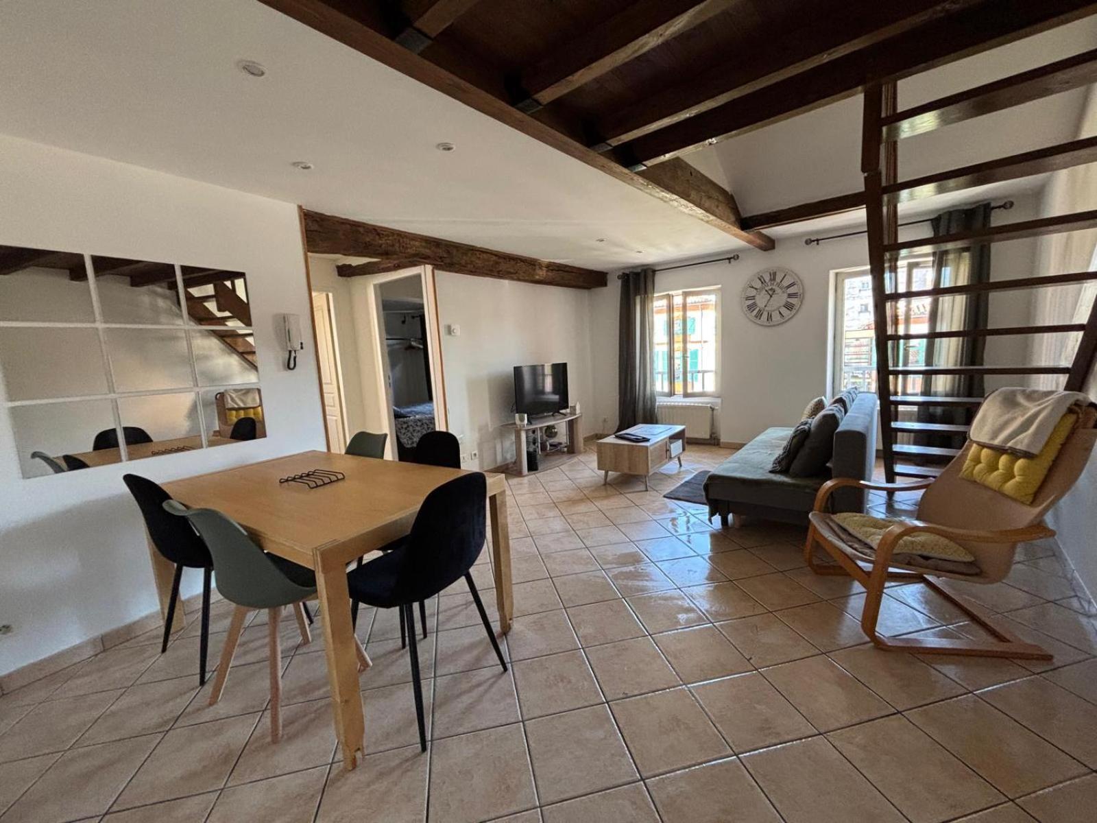 Appartement Cosy En Centre Ville Montauban Exterior foto